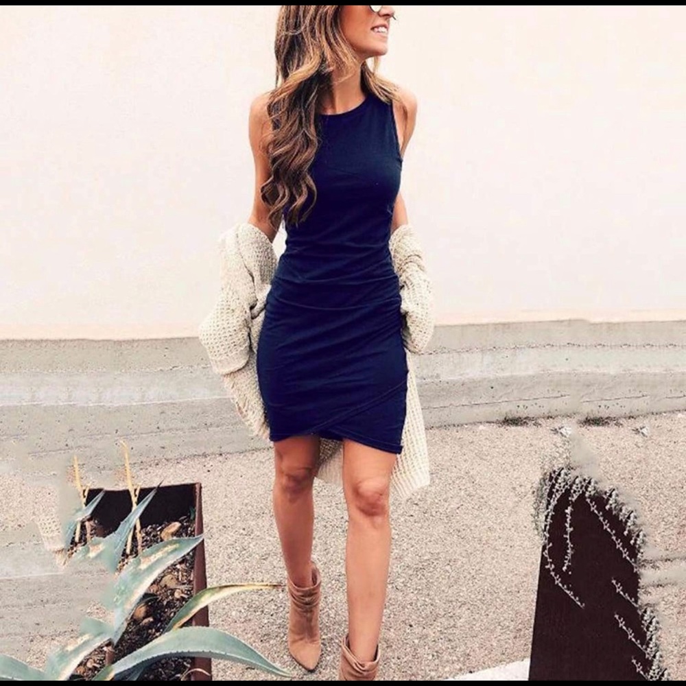 Sleeveless bodycon dress